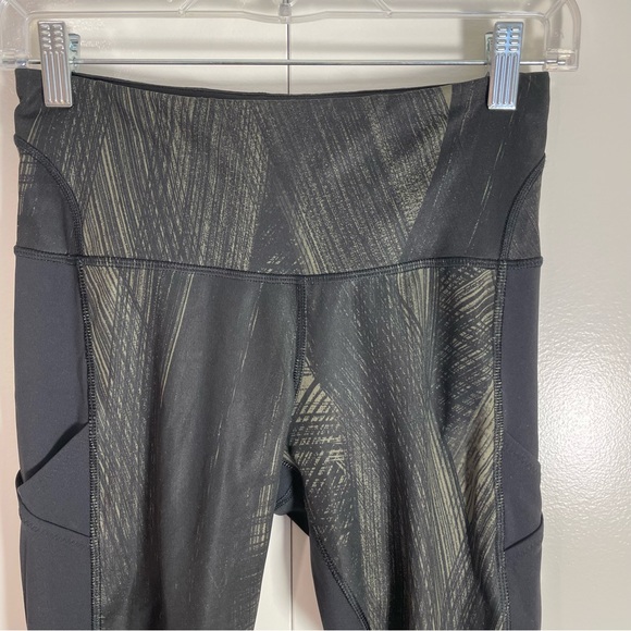 Lululemon Fresh Mesh Run Crop Sz 4 - Picture 15 of 16